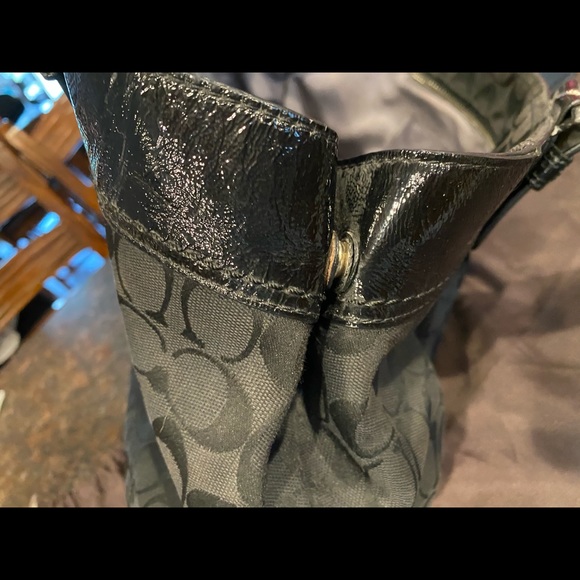 Coach purse - Picture 5 of 5